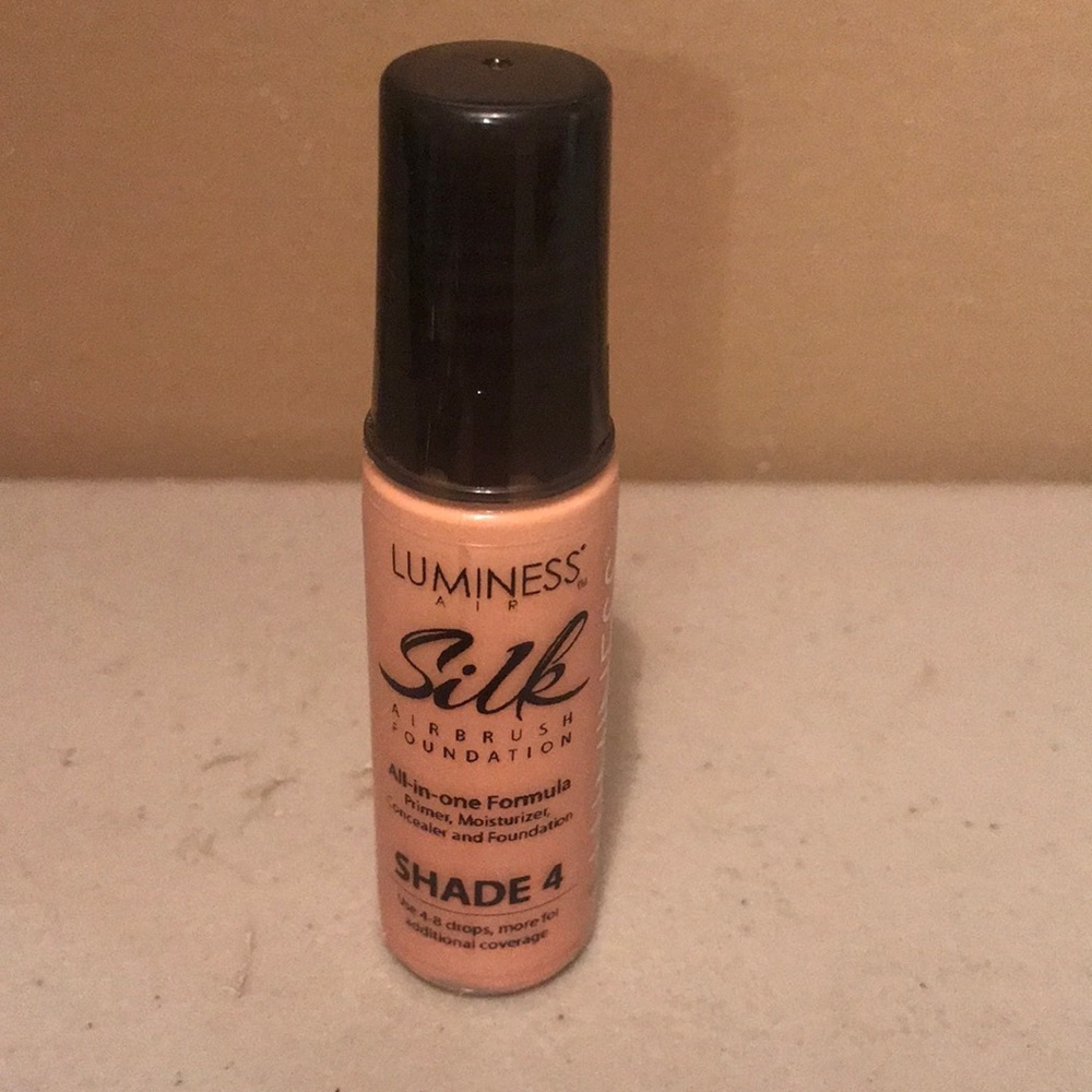 Luminess Air Silk Air Brush Foundation Shade 4